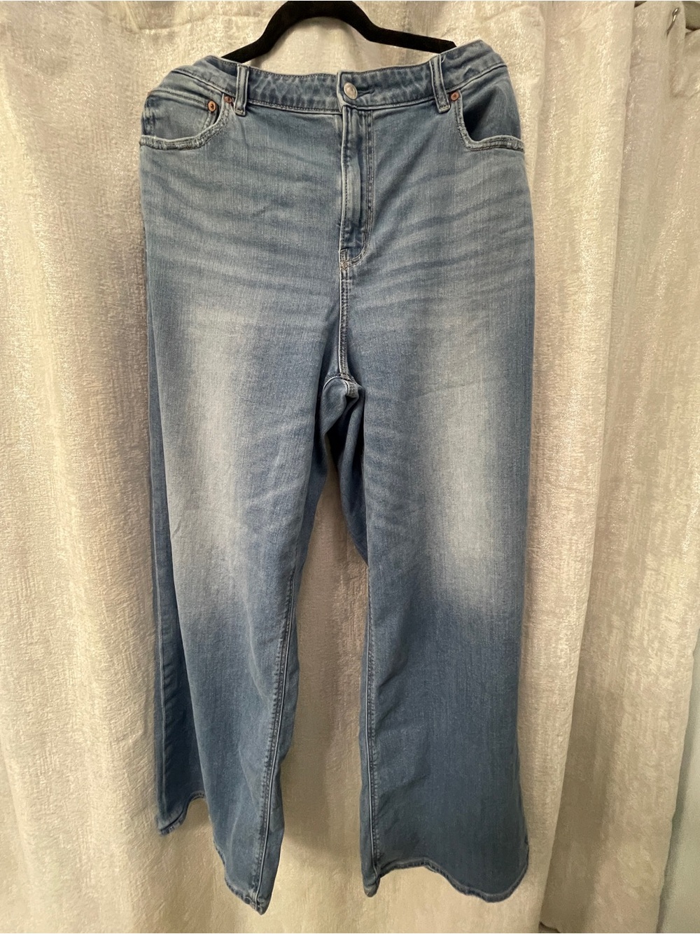 American Eagle Outfitters Light Blue Bootcut Jeans